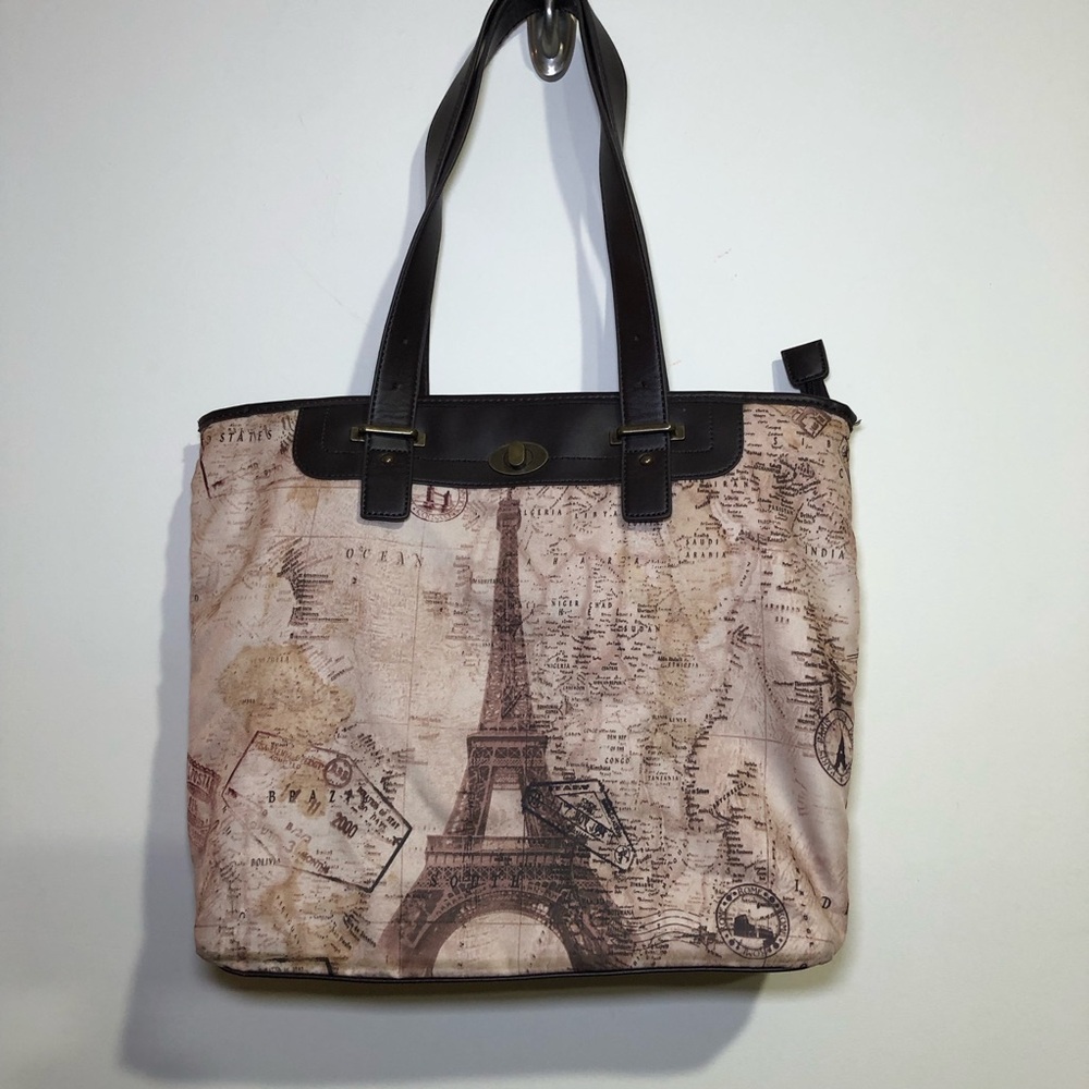 CHRISTOPHER & BANKS LARGE PURSE OR TOTE BAG, SHOULDER STRAP ALSO INCLUDED